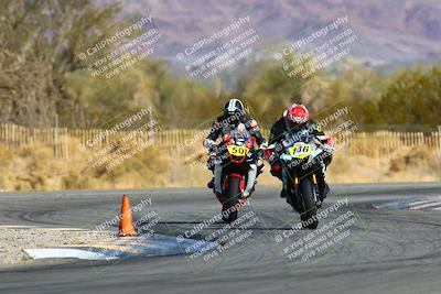 media/Jan-16-2022-CVMA (Sun) [[7f3d92989d]]/Race 3 Amateur Supersport Middleweight/